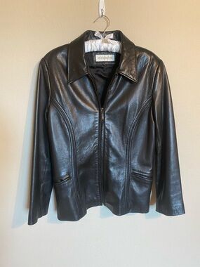 Jones New York Black Leather Zip Jacket with Tailored Seams